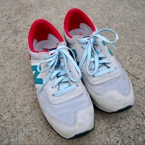 Women's New Balance 620 Sneakers